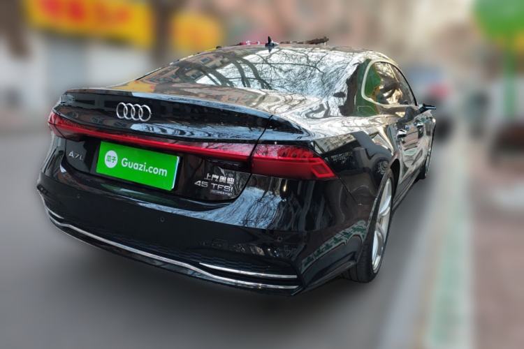 Used Audi A7L 2024 45TFSI quattro S-line Visionary Edition Flow Crystal Package Rear Right 45 Deg