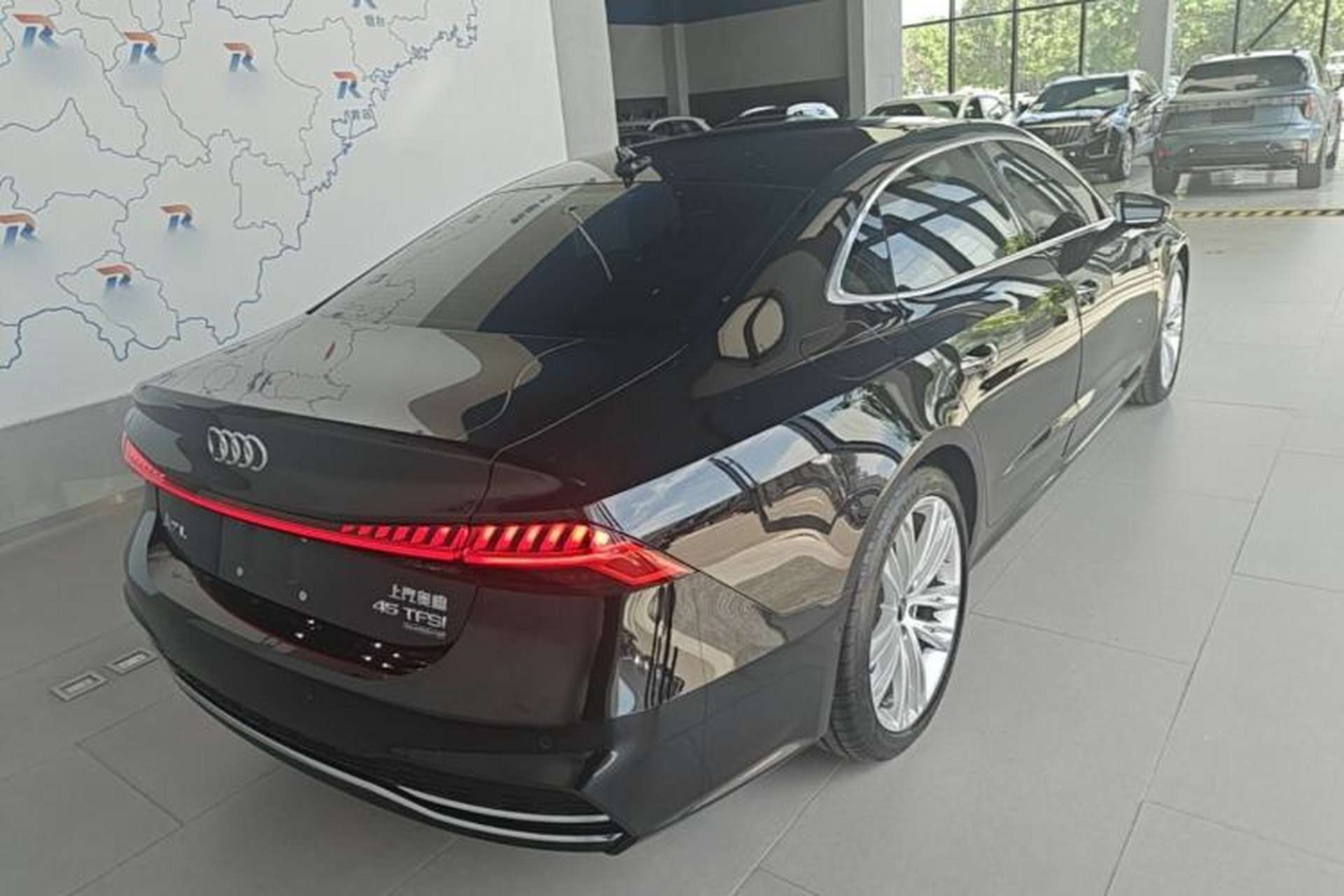 Used Audi A7L 2024 45 TFSI quattro Luxury Edition Rear Right 45 Deg