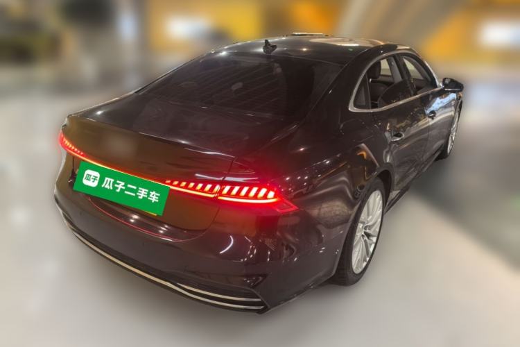Used Audi A7L 2024 45TFSI S-line Dream-Building Edition Flow Crystal Package Rear Right 45 Deg