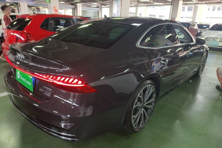 Used Audi A7L 2024 55TFSI quattro S-line Boundary Edition Flow Crystal Package Rear Right 45 Deg