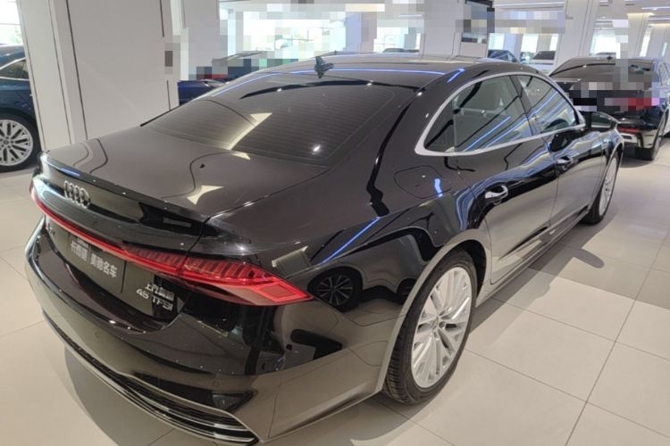 Used Audi A7L 2024 45TFSI S-line Dream-Building Edition Flow Crystal Package Rear Right 45 Deg