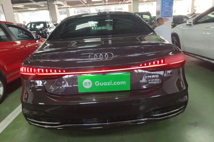 Used Audi A7L 2024 55TFSI quattro S-line Boundary Edition Flow Crystal Package Rear