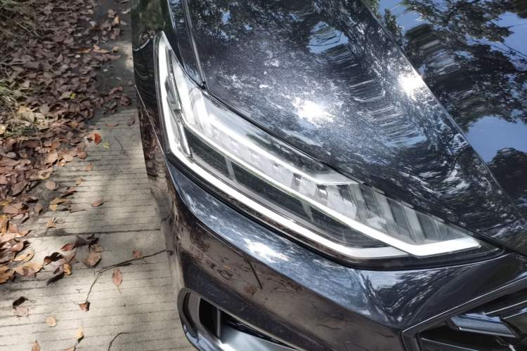 Used Audi A7L 2024 45 TFSI quattro Black Warrior Edition Right Front Headlight