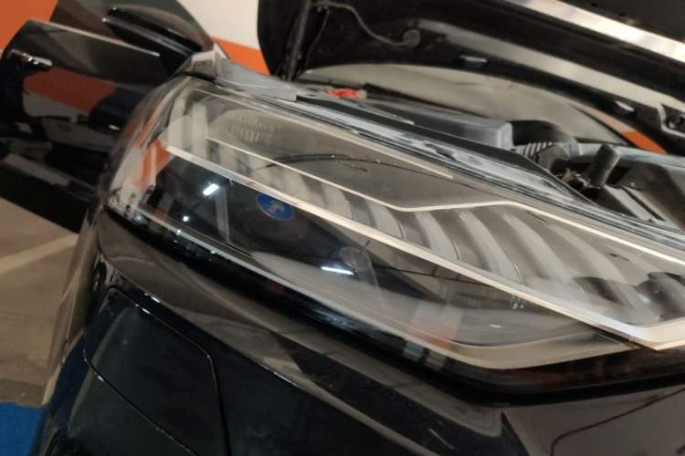 Used Audi A7L 2024 45TFSI S-line Dream-Building Edition Flow Crystal Package Right Front Headlight