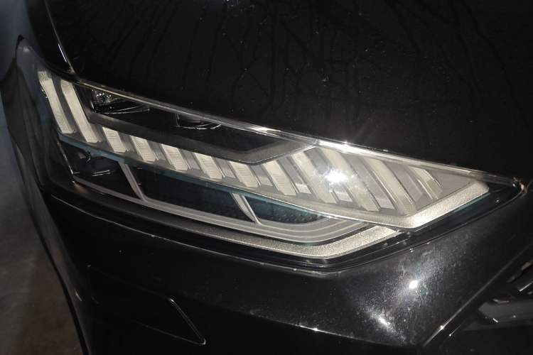Used Audi A7L 2024 45 TFSI quattro S-line Black Warrior Edition Right Front Headlight