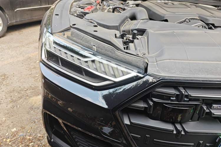 Used Audi A7L 2024 45 TFSI quattro S-line Black Warrior Edition Right Front Headlight