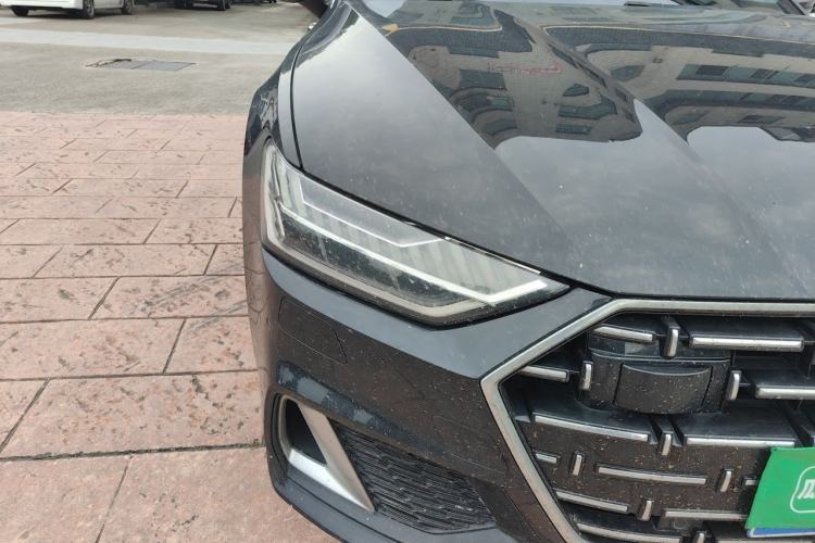 Used Audi A7L 2024 45TFSI S-line Dream-Building Edition Flow Crystal Package Right Front Headlight