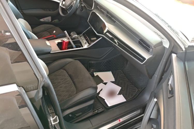 Used Audi A7L 2024 45 TFSI quattro Luxury Edition Right Front Seat