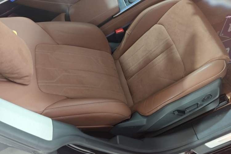 Used Audi A7L 2024 45 TFSI Luxury Edition Right Front Seat