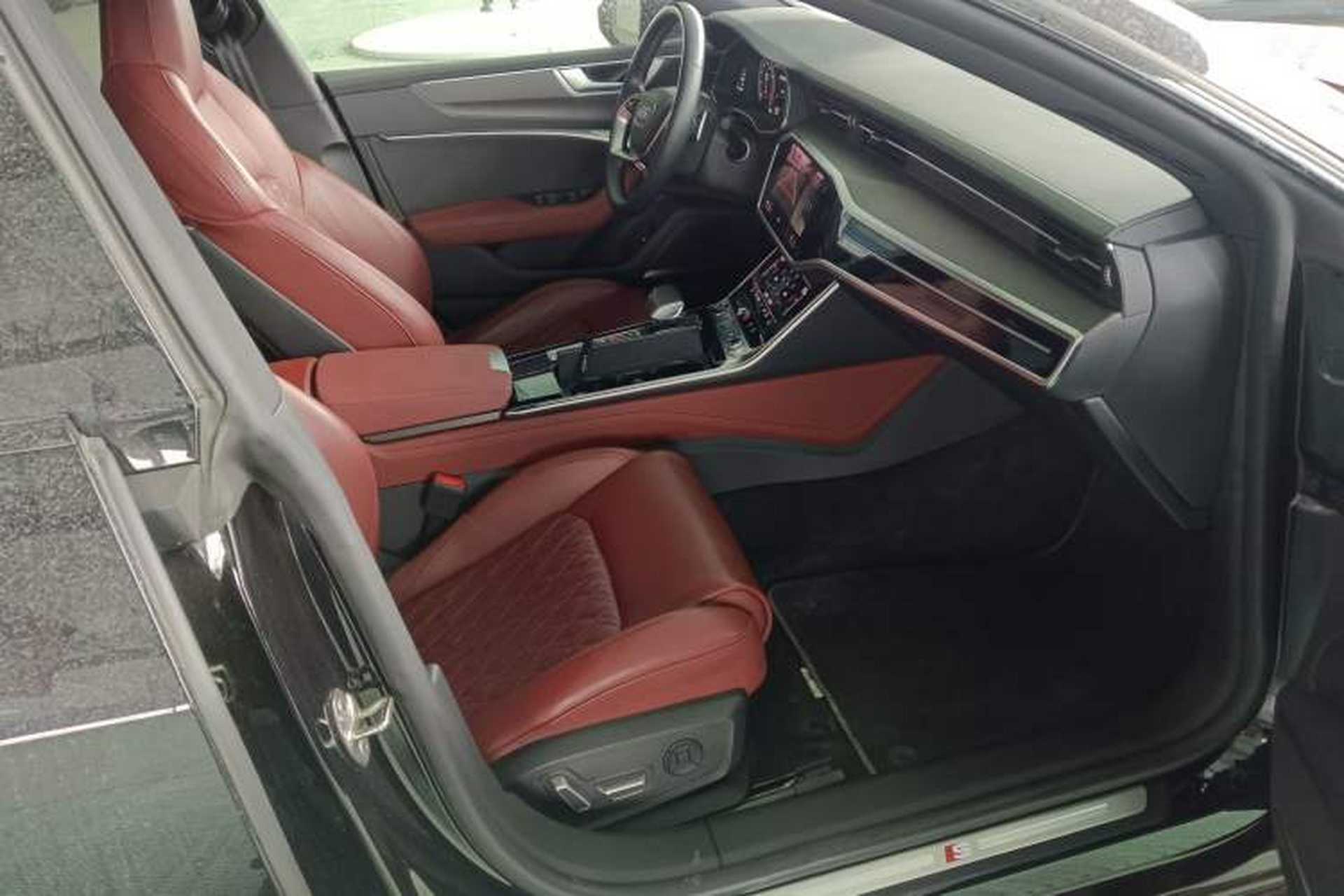 Used Audi A7L 2024 45 TFSI quattro Black Warrior Edition Right Front Seat