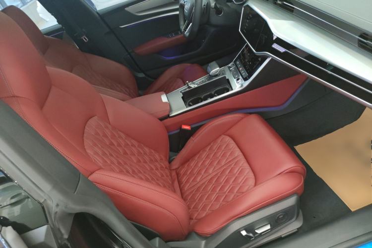 Used Audi A7L 2024 45 TFSI quattro S-line Black Warrior Edition Right Front Seat