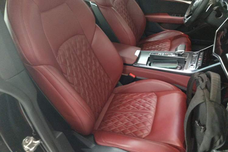 Used Audi A7L 2024 45 TFSI quattro Black Warrior Edition Right Front Seat