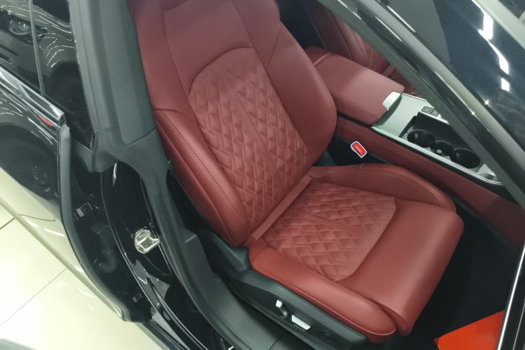 Used Audi A7L 2024 45 TFSI quattro S-line Black Warrior Edition Right Front Seat