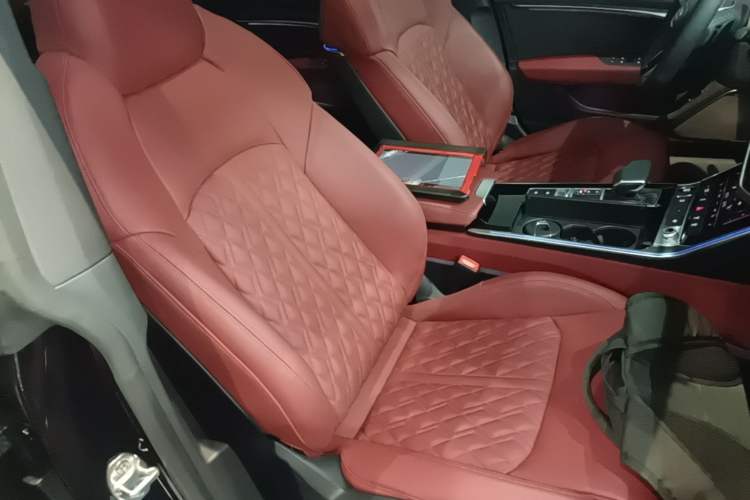 Used Audi A7L 2024 45 TFSI quattro S-line Black Warrior Edition Right Front Seat