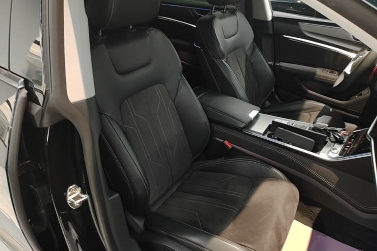 Used Audi A7L 2024 45 TFSI Luxury Edition Right Front Seat