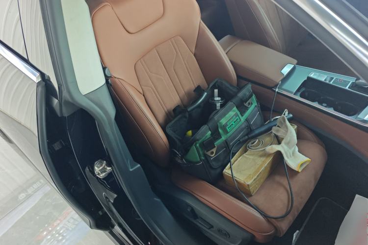 Used Audi A7L 2024 45 TFSI Luxury Edition Right Front Seat