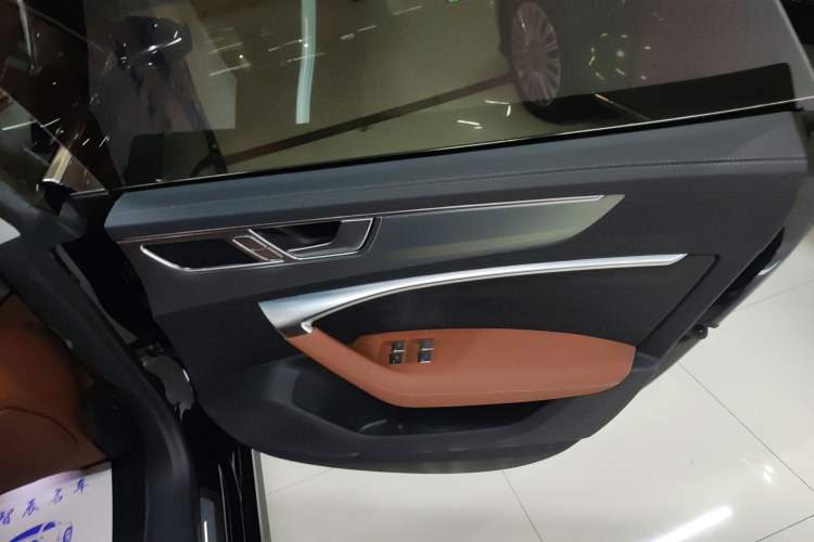 Used Audi A7L 2024 45 TFSI Luxury Edition Right Rear Door Interior
