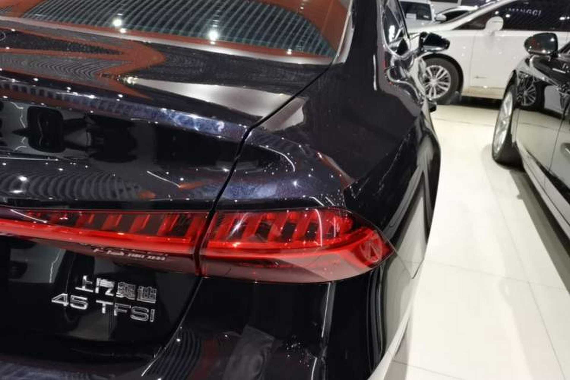 Used Audi A7L 2024 45 TFSI Luxury Edition Right Rear Taillight