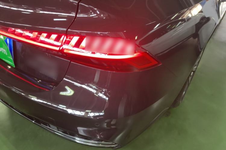 Used Audi A7L 2024 55TFSI quattro S-line Boundary Edition Flow Crystal Package Right Rear Taillight