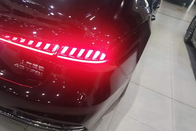 Used Audi A7L 2024 45 TFSI Luxury Edition Right Rear Taillight