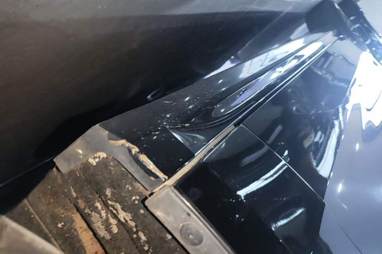 Used Audi A7L 2024 45 TFSI Luxury Edition Right Side Sill