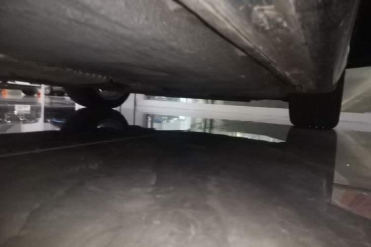 Used Audi A7L 2024 45TFSI S-line Dream-Building Edition Flow Crystal Package Right Side Sill