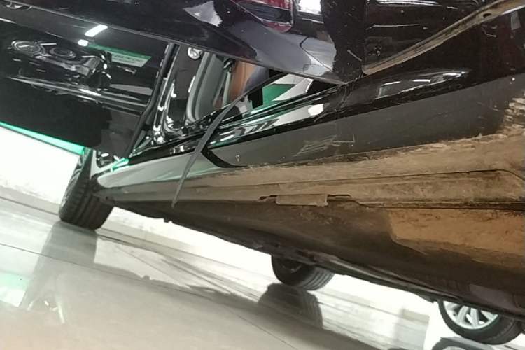Used Audi A7L 2024 45 TFSI Luxury Edition Right Side Sill