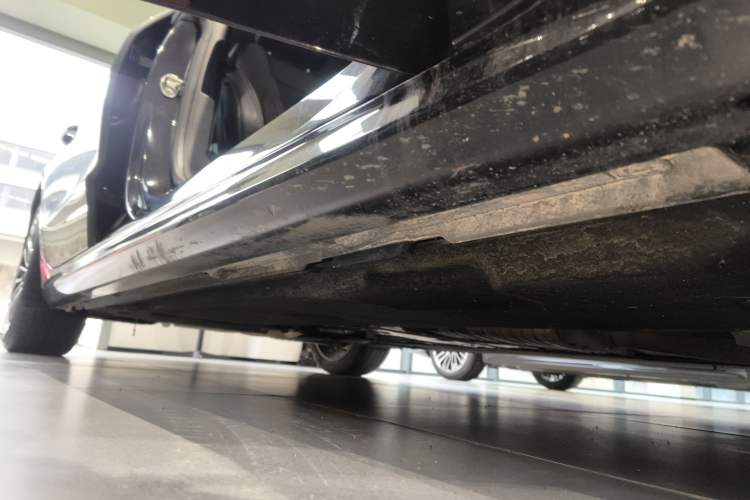 Used Audi A7L 2024 45 TFSI Luxury Edition Right Side Sill