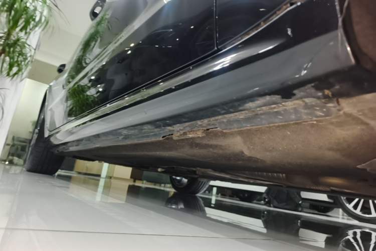 Used Audi A7L 2024 45 TFSI quattro S-line Black Warrior Edition Right Side Sill