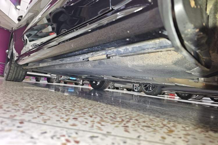 Used Audi A7L 2024 45 TFSI quattro Black Warrior Edition Right Side Sill