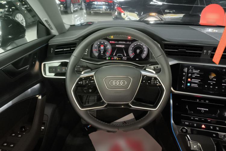 Used Audi A7L 2024 45TFSI S-line Dream-Building Edition Flow Crystal Package Steering Wheel
