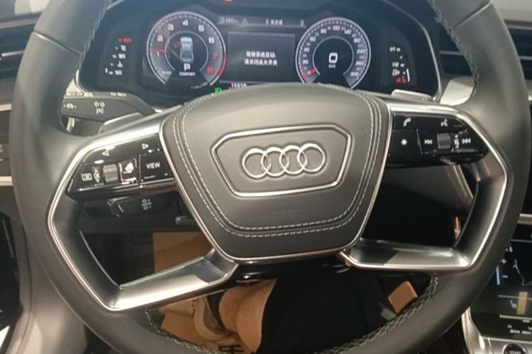 Used Audi A7L 2024 45 TFSI quattro Luxury Edition Steering Wheel