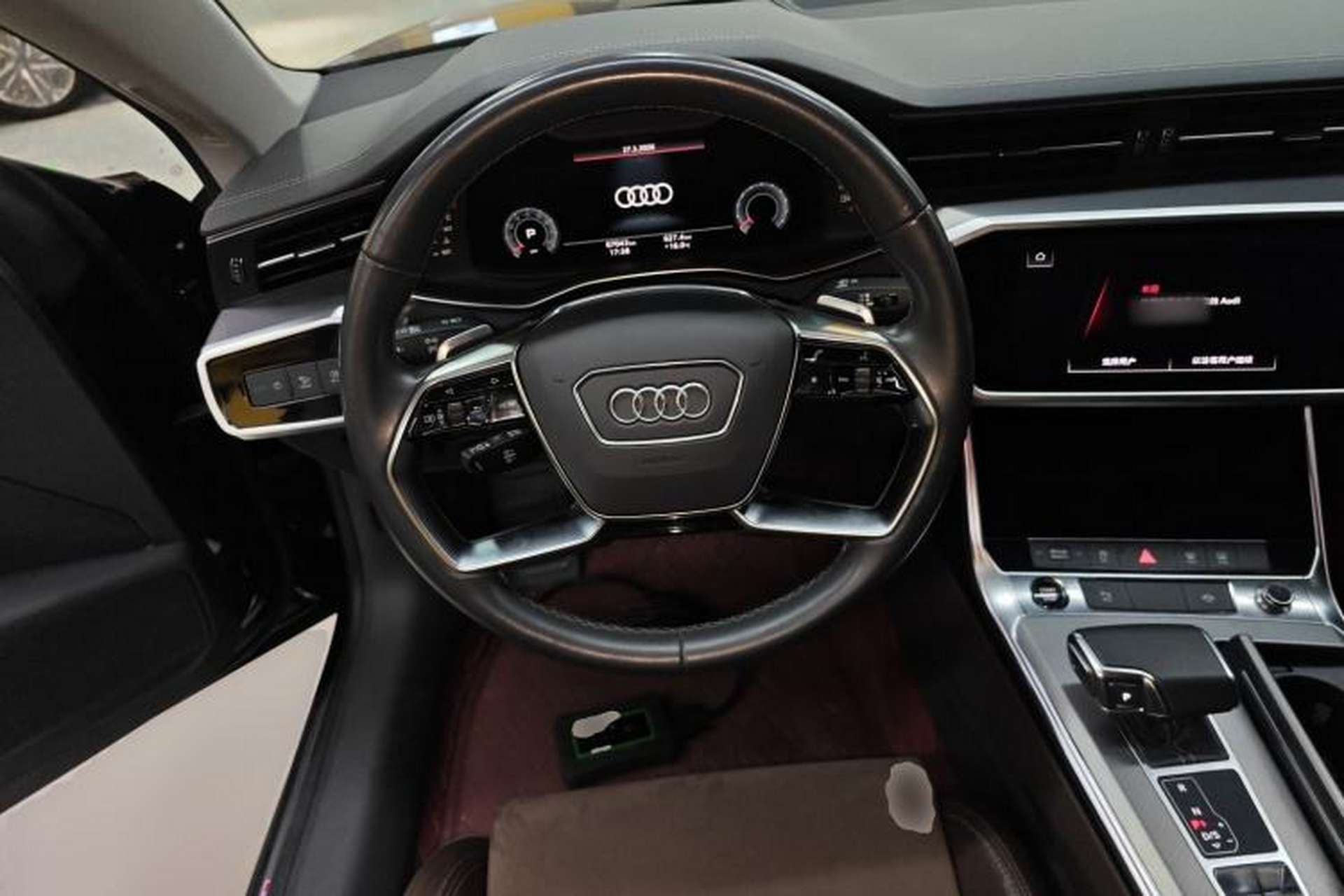 Used Audi A7L 2024 45TFSI S-line Dream-Building Edition Flow Crystal Package Steering Wheel