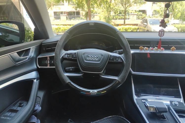 Used Audi A7L 2024 45 TFSI Luxury Edition Steering Wheel