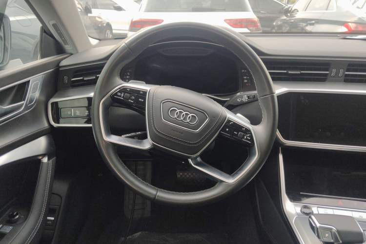 Used Audi A7L 2024 45 TFSI Luxury Edition Steering Wheel