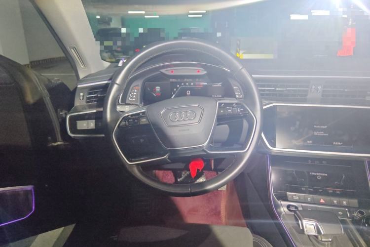 Used Audi A7L 2024 45TFSI S-line Dream-Building Edition Flow Crystal Package Steering Wheel