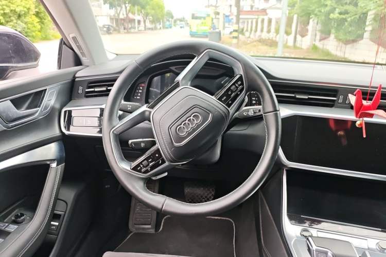 Used Audi A7L 2024 45 TFSI Luxury Edition Steering Wheel