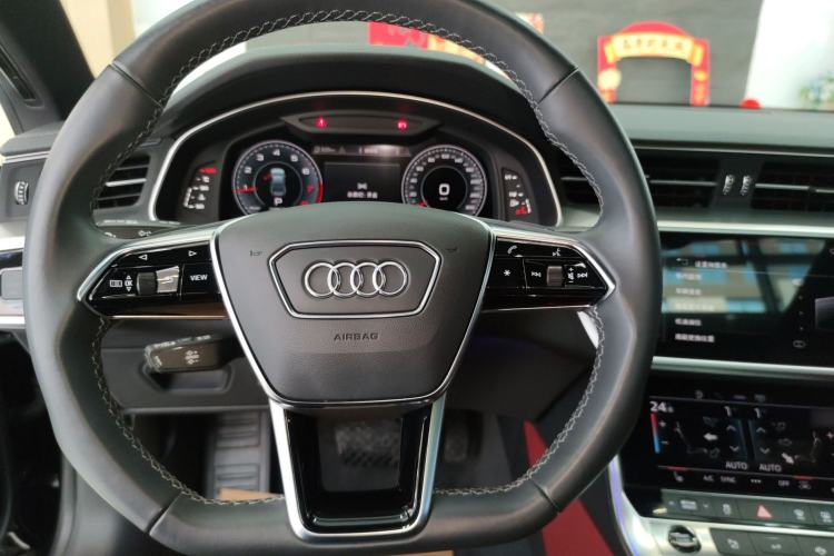 Used Audi A7L 2024 45 TFSI quattro S-line Black Warrior Edition Steering Wheel