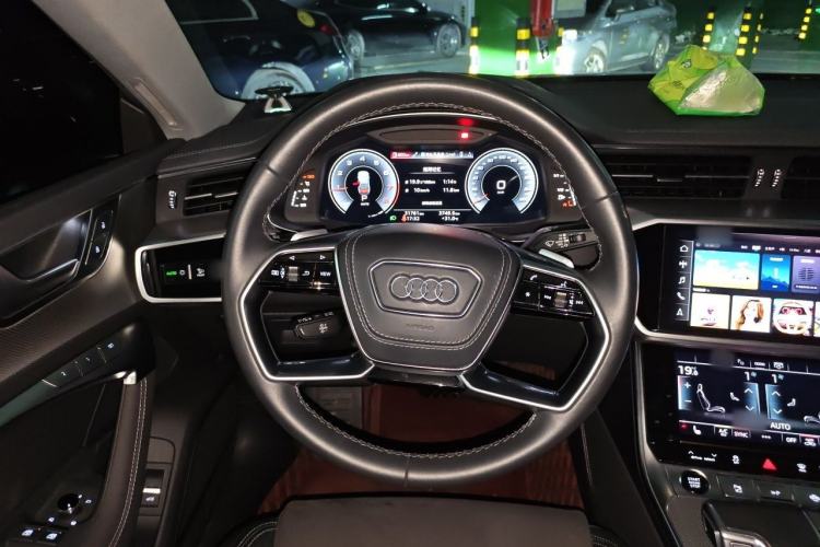 Used Audi A7L 2024 45 TFSI quattro Luxury Edition Steering Wheel
