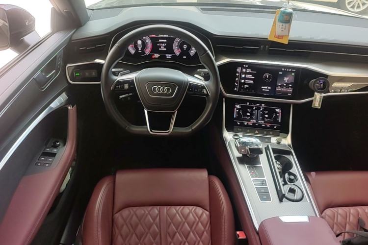 Used Audi A7L 2024 45 TFSI quattro S-line Black Warrior Edition Steering Wheel