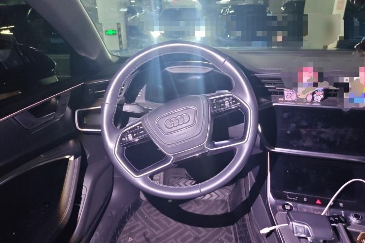 Used Audi A7L 2024 45 TFSI quattro Luxury Edition Steering Wheel