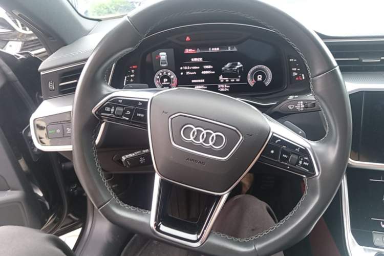 Used Audi A7L 2024 45 TFSI quattro S-line Black Warrior Edition Steering Wheel