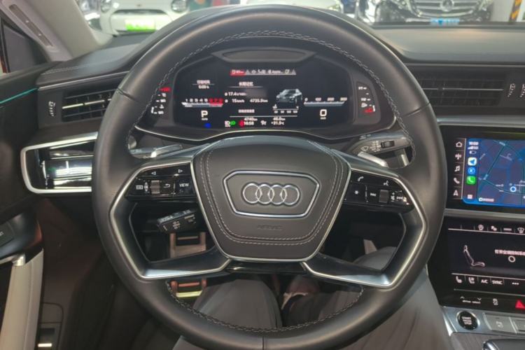 Used Audi A7L 2024 55TFSI quattro S-line Boundary Edition Flow Crystal Package Steering Wheel