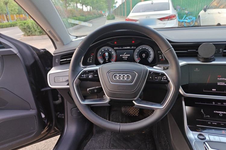 Used Audi A7L 2024 45 TFSI Luxury Edition Steering Wheel