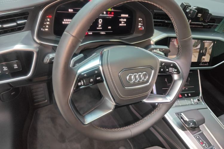 Used Audi A7L 2024 45 TFSI Luxury Edition Steering Wheel