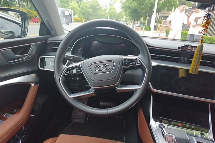 Used Audi A7L 2024 45 TFSI Luxury Edition Steering Wheel