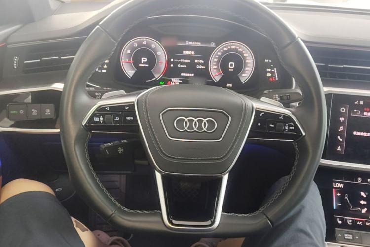 Used Audi A7L 2024 45 TFSI quattro Black Warrior Edition Steering Wheel