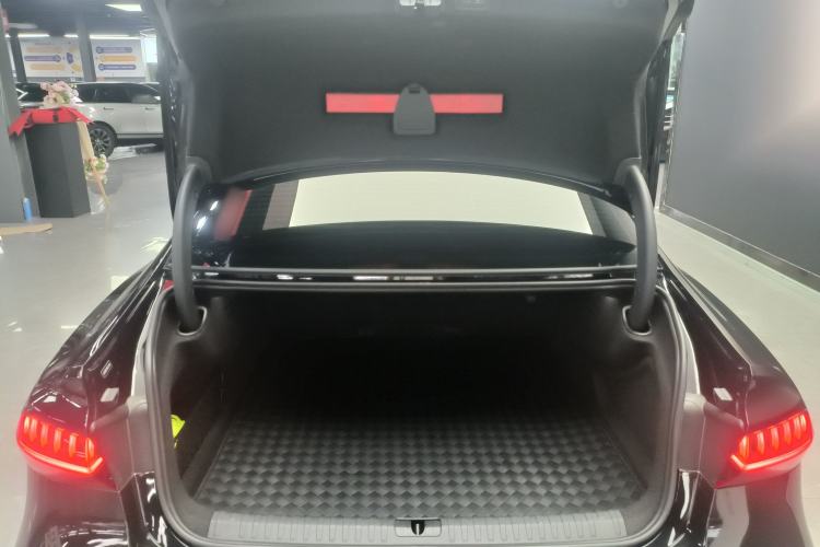 Used Audi A7L 2024 45 TFSI quattro Luxury Edition Trunk