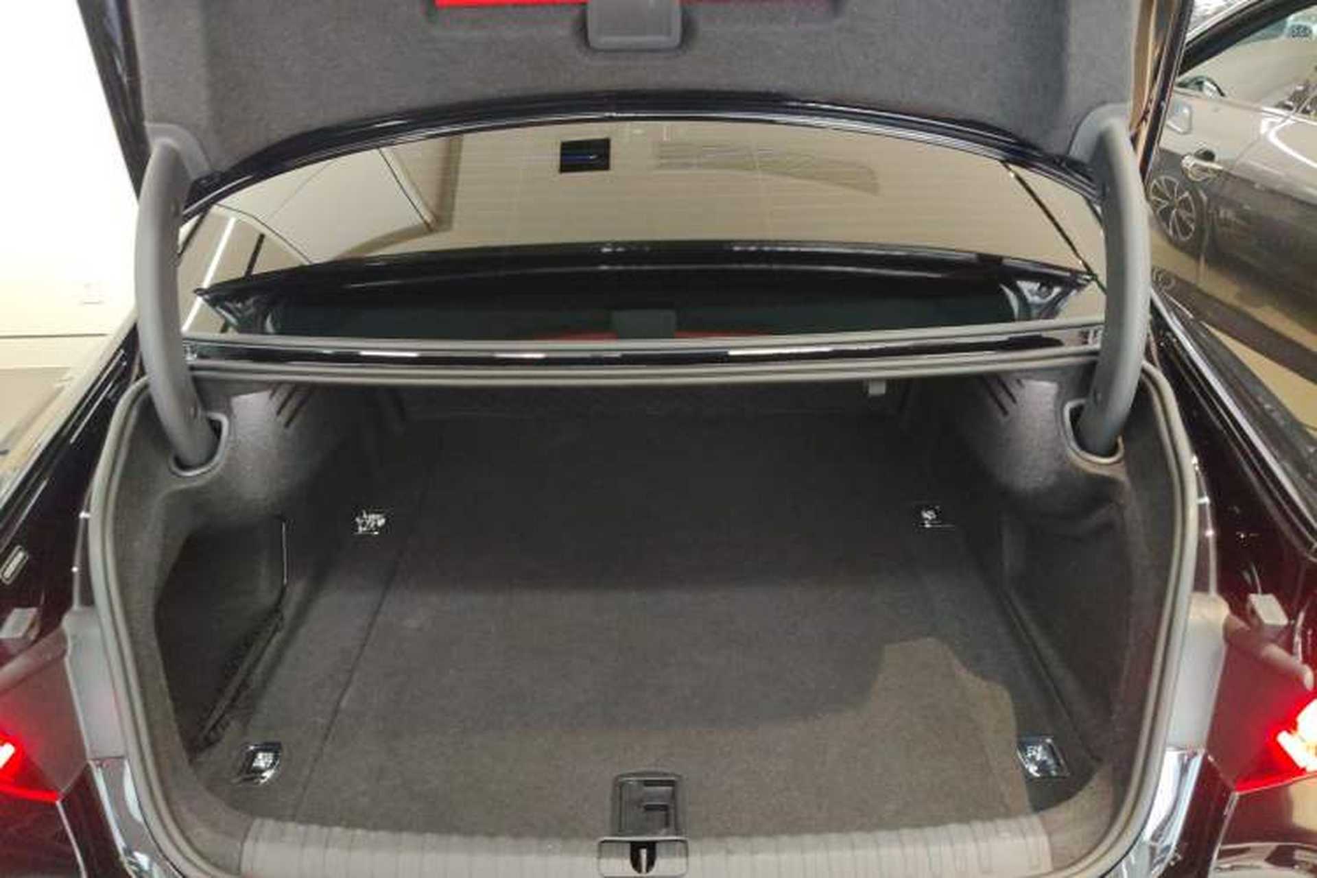 Used Audi A7L 2024 45TFSI S-line Dream-Building Edition Flow Crystal Package Trunk