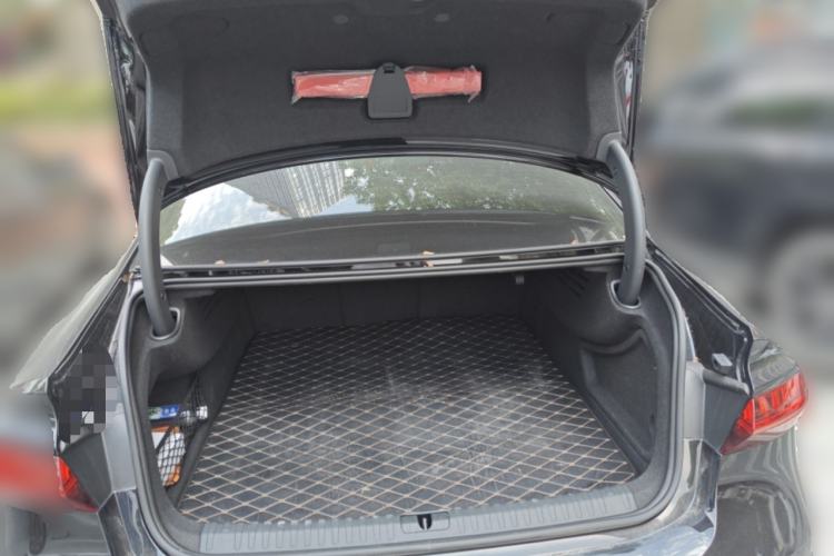 Used Audi A7L 2024 45TFSI quattro S-line Visionary Edition Flow Crystal Package Trunk